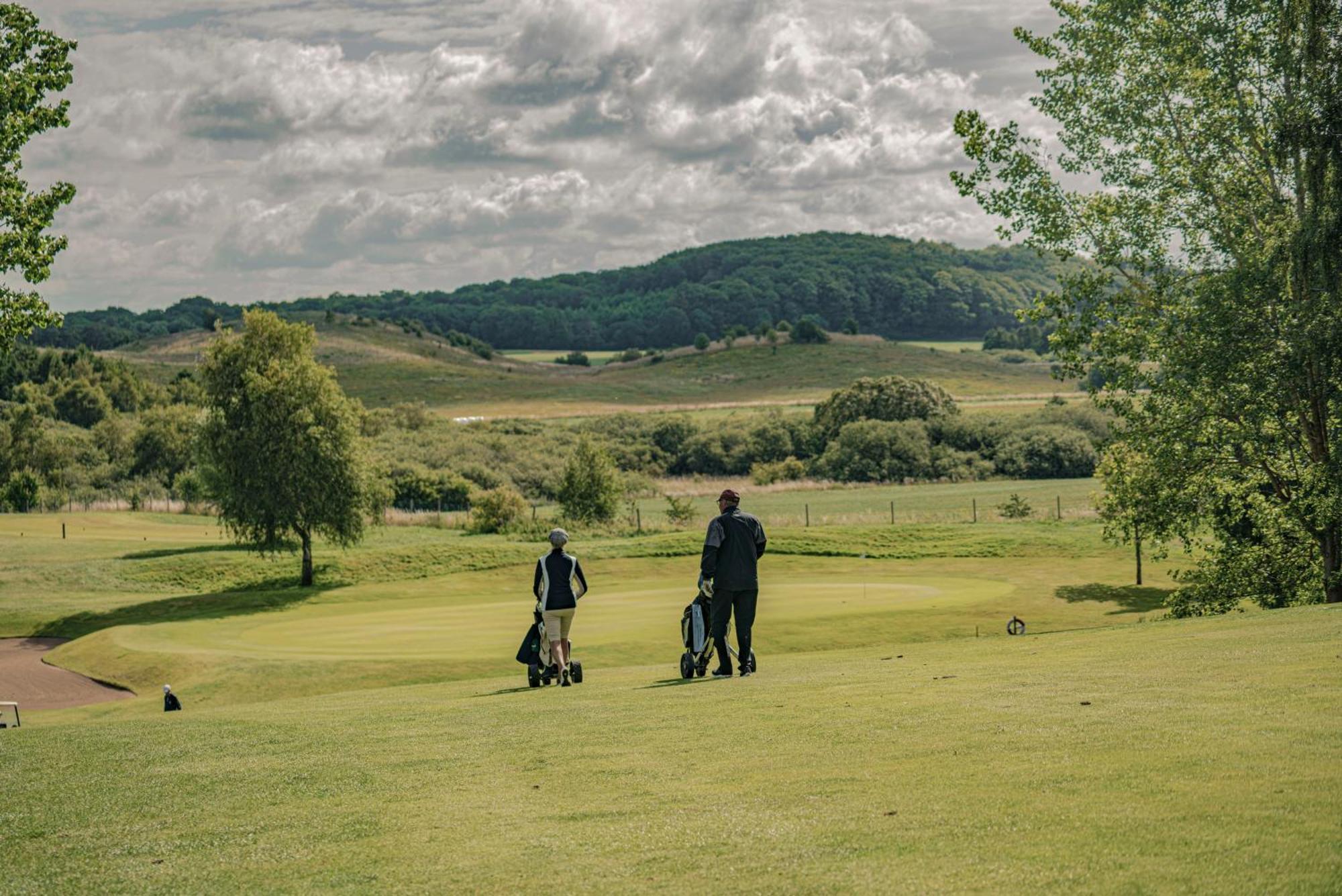 Tegelvillan Pa Golfbanan Oxie Luaran gambar